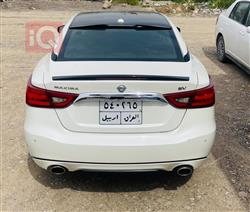 Nissan Maxima
